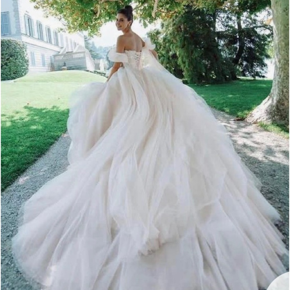 Ashley Jordan wedding gown